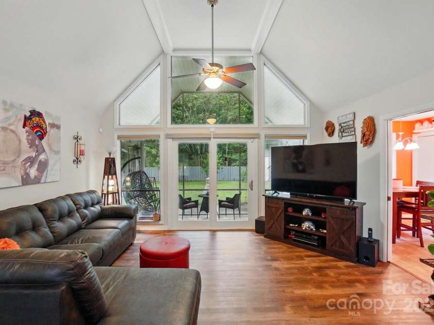 116 Pelham Lane, Fort Mill, SC 29715.  MLS# CAR4247549, YatesRealty ID 12786. 