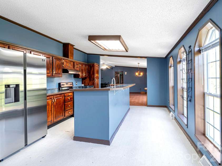 36 Tyler Cove, Alexander, NC 28701.  MLS# CAR4343099, YatesRealty ID 12786. Kitchen