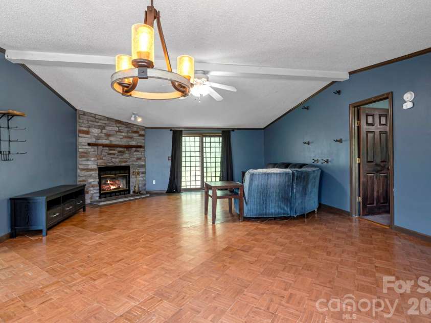 36 Tyler Cove, Alexander, NC 28701.  MLS# CAR4343099, YatesRealty ID 12786. Livingroom 