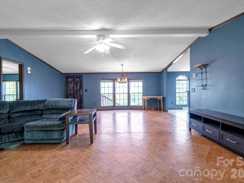 36 Tyler Cove, Alexander, NC 28701.  MLS# CAR4343099, YatesRealty ID 12786. Livingroom