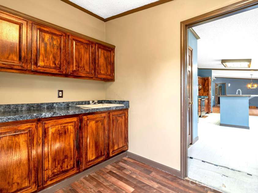 36 Tyler Cove, Alexander, NC 28701.  MLS# CAR4343099, YatesRealty ID 12786. Mud Room/Laundry Room