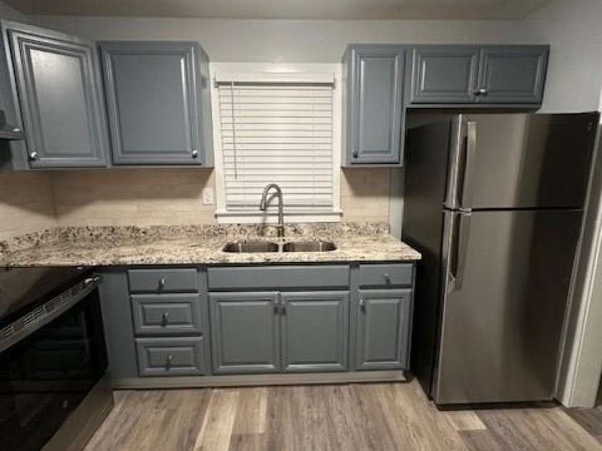 1004 8th Avenue, Gastonia, NC 28054.  MLS# CAR4340427, YatesRealty ID 12787. Kitchen