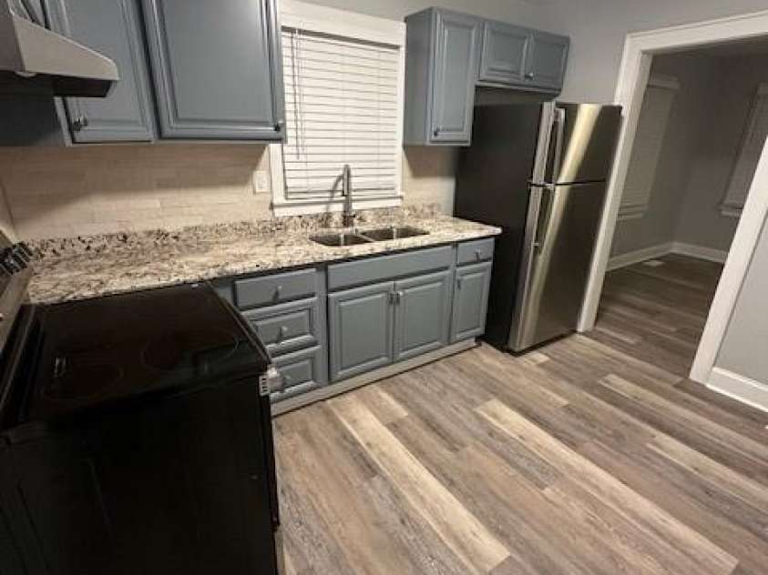 1004 8th Avenue, Gastonia, NC 28054.  MLS# CAR4340427, YatesRealty ID 12787. Kitchen