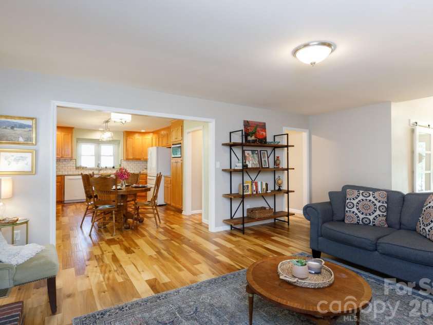 228 Timberlane Drive, Belmont, NC 28012.  MLS# CAR4369910, YatesRealty ID 12788. Ease of entertaining
