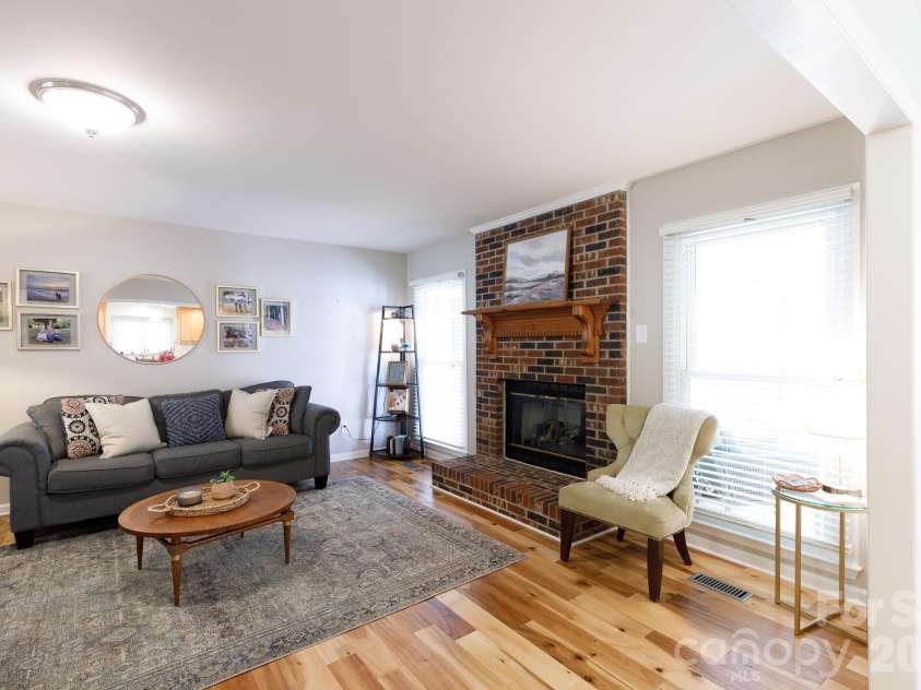 228 Timberlane Drive, Belmont, NC 28012.  MLS# CAR4369910, YatesRealty ID 12788. Fireplace