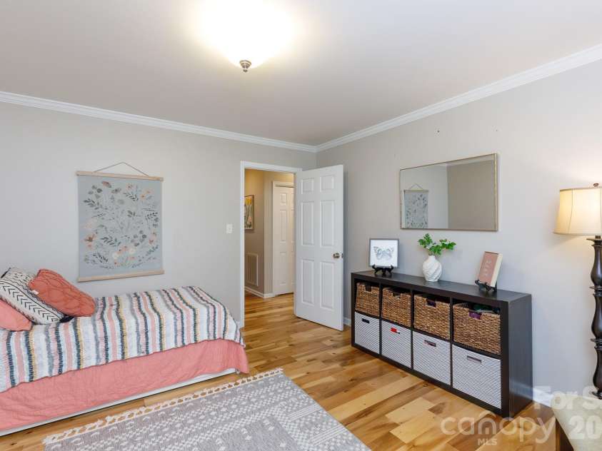 228 Timberlane Drive, Belmont, NC 28012.  MLS# CAR4369910, YatesRealty ID 12788. Office/flex space