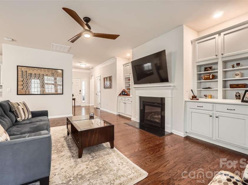 525 Cellini Place, Mount Holly, NC 28120.  MLS# CAR4355702, YatesRealty ID 12789. 
