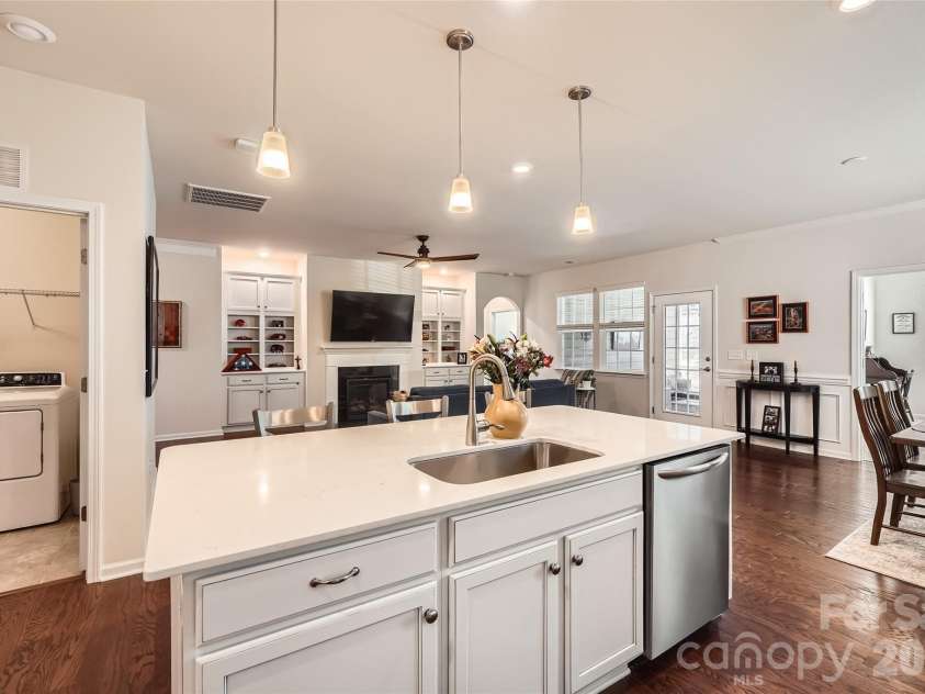 525 Cellini Place, Mount Holly, NC 28120.  MLS# CAR4355702, YatesRealty ID 12789. 