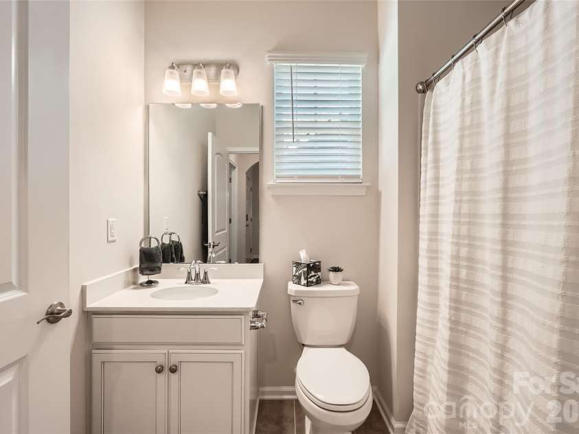 525 Cellini Place, Mount Holly, NC 28120.  MLS# CAR4355702, YatesRealty ID 12789. 