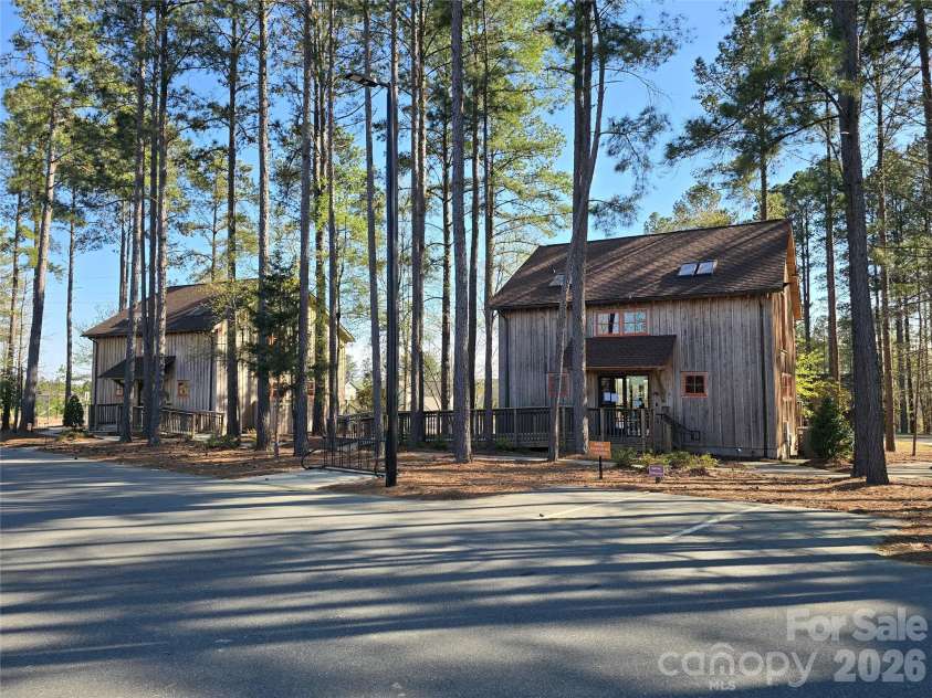 525 Cellini Place, Mount Holly, NC 28120.  MLS# CAR4355702, YatesRealty ID 12789. Arts, Ceramics and Library buildings