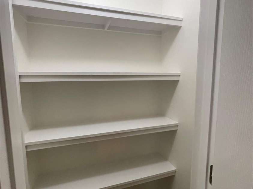 647 Reeves Court, Charlotte, NC 28208.  MLS# CAR4166731, YatesRealty ID 1279. Pantry