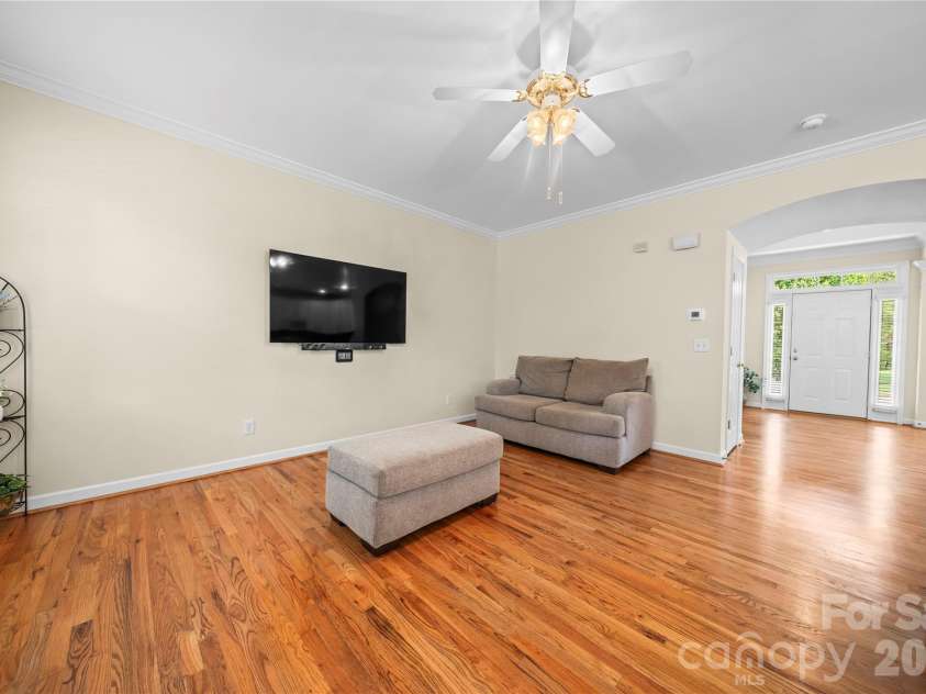 729 Knightswood Road, Fort Mill, SC 29708.  MLS# CAR4367713, YatesRealty ID 12791. 