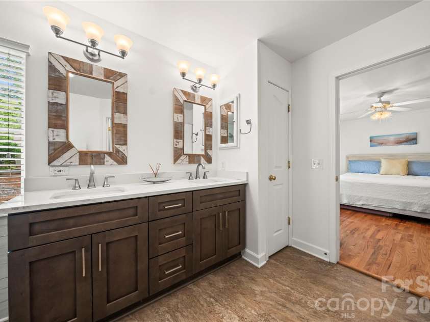 729 Knightswood Road, Fort Mill, SC 29708.  MLS# CAR4367713, YatesRealty ID 12791. 