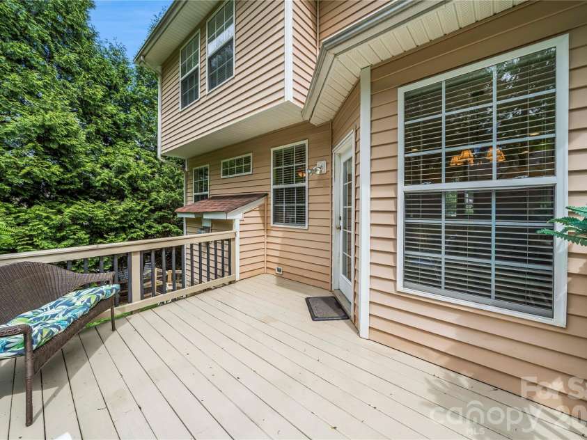 729 Knightswood Road, Fort Mill, SC 29708.  MLS# CAR4367713, YatesRealty ID 12791. 