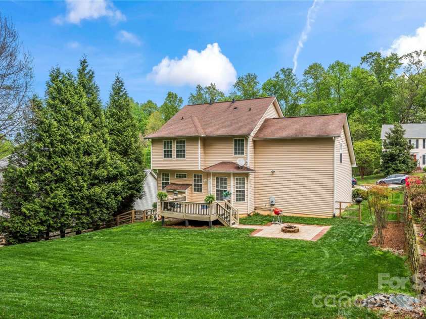 729 Knightswood Road, Fort Mill, SC 29708.  MLS# CAR4367713, YatesRealty ID 12791. 