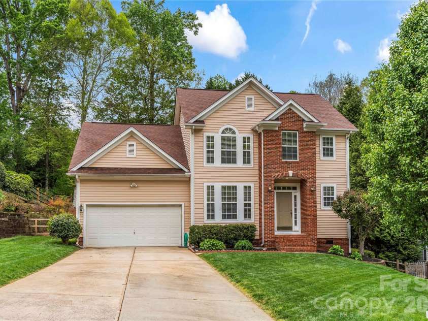 729 Knightswood Road, Fort Mill, SC 29708.  MLS# CAR4367713, YatesRealty ID 12791. 