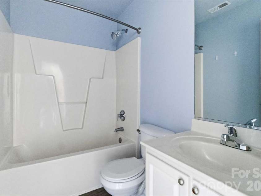 10359 Gold Pan Road, Charlotte, NC 28215.  MLS# CAR4353076, YatesRealty ID 12792. 