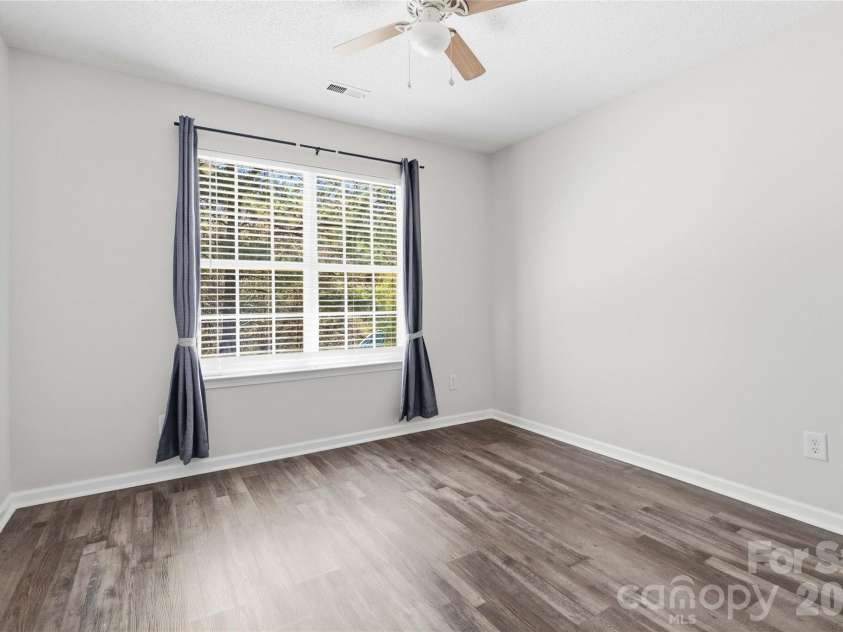 10359 Gold Pan Road, Charlotte, NC 28215.  MLS# CAR4353076, YatesRealty ID 12792. 