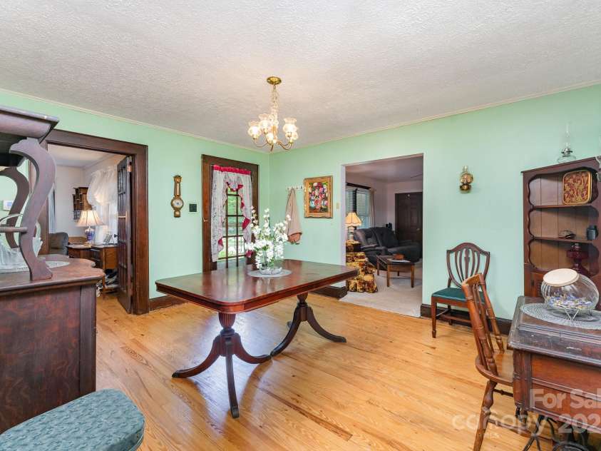 2556 Salem Church Road, Lincolnton, NC 28092.  MLS# CAR4256472, YatesRealty ID 12793. 