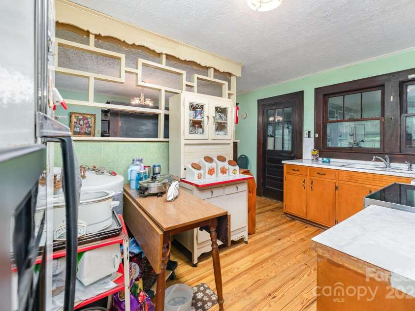 2556 Salem Church Road, Lincolnton, NC 28092.  MLS# CAR4256472, YatesRealty ID 12793. 