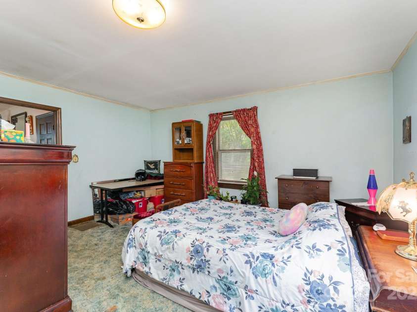 2556 Salem Church Road, Lincolnton, NC 28092.  MLS# CAR4256472, YatesRealty ID 12793. 