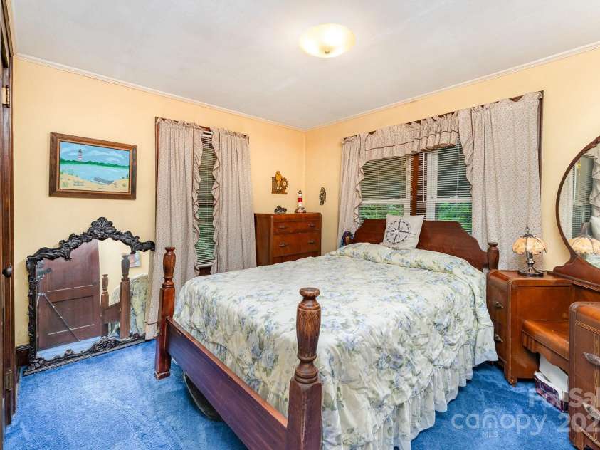 2556 Salem Church Road, Lincolnton, NC 28092.  MLS# CAR4256472, YatesRealty ID 12793. 