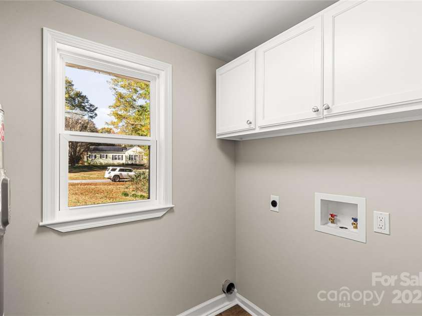 2429 Bartlett Street, Lancaster, SC 29720.  MLS# CAR4322216, YatesRealty ID 12794. 