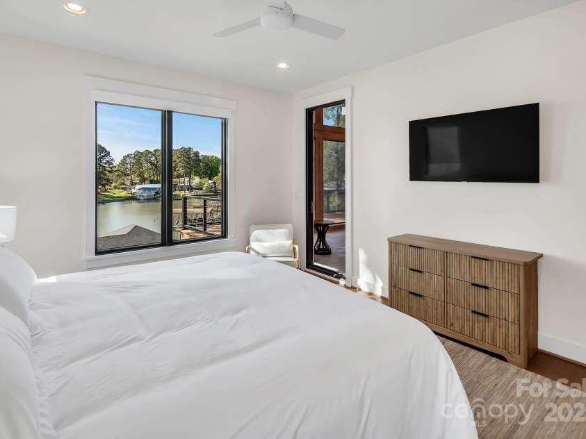 264 Fairway Shores Road, Mount Gilead, NC 27306.  MLS# CAR4244988, YatesRealty ID 12794. 