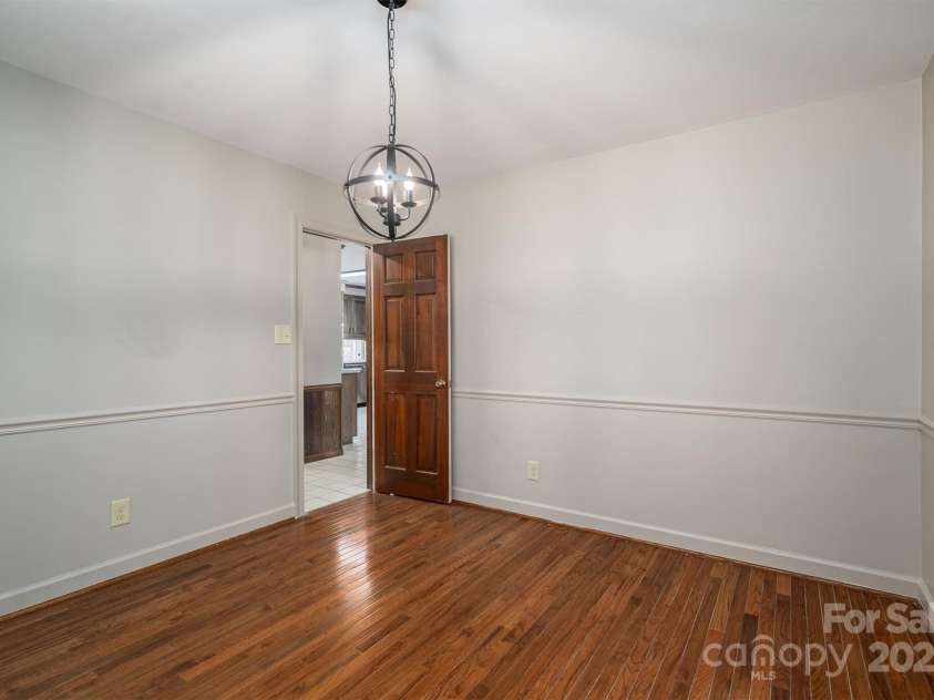 102 3rd Avenue, Catawba, NC 28609.  MLS# CAR4225769, YatesRealty ID 12795. 