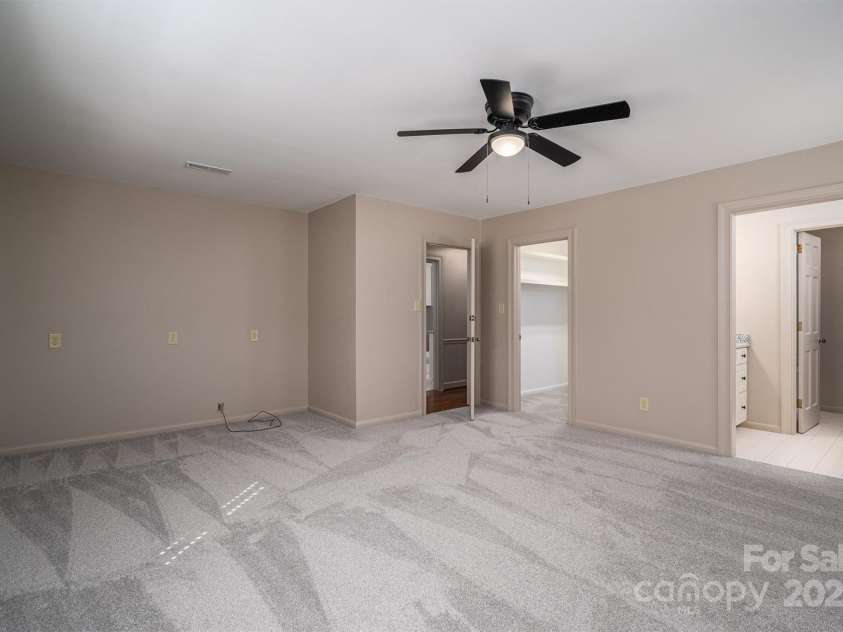 102 3rd Avenue, Catawba, NC 28609.  MLS# CAR4225769, YatesRealty ID 12795. 