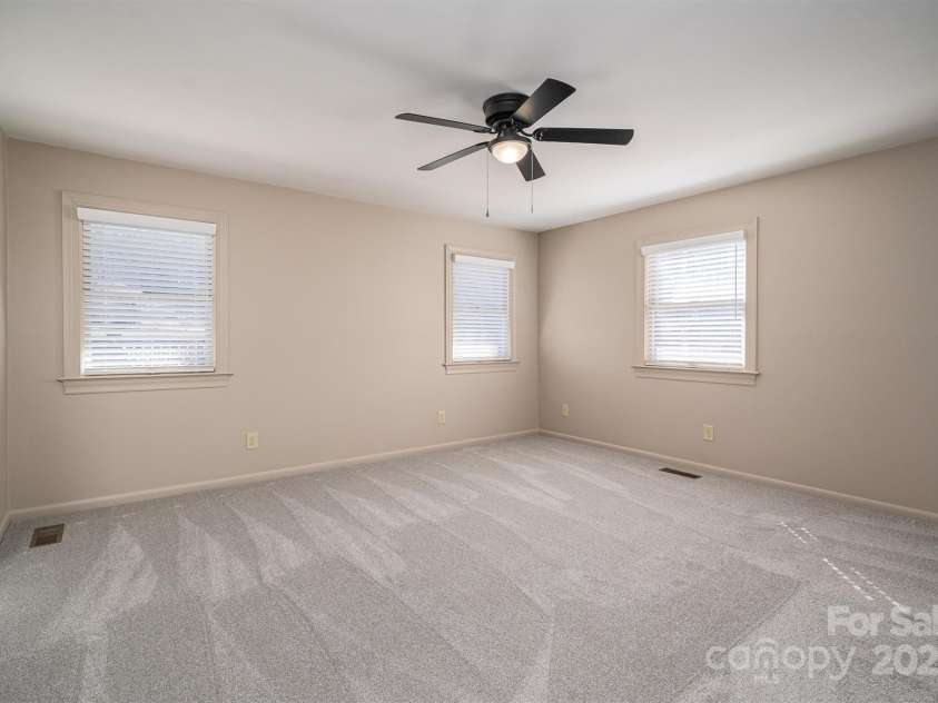 102 3rd Avenue, Catawba, NC 28609.  MLS# CAR4225769, YatesRealty ID 12795. 