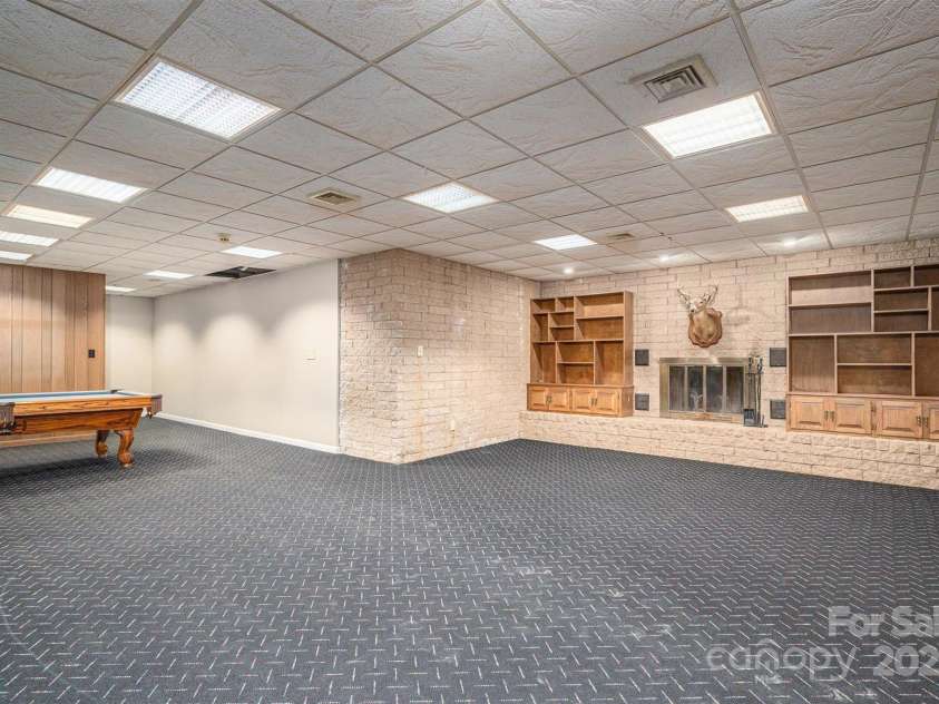 102 3rd Avenue, Catawba, NC 28609.  MLS# CAR4225769, YatesRealty ID 12795. 