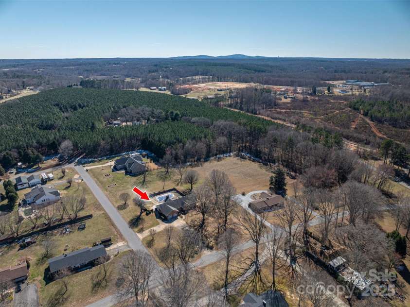 102 3rd Avenue, Catawba, NC 28609.  MLS# CAR4225769, YatesRealty ID 12795. 