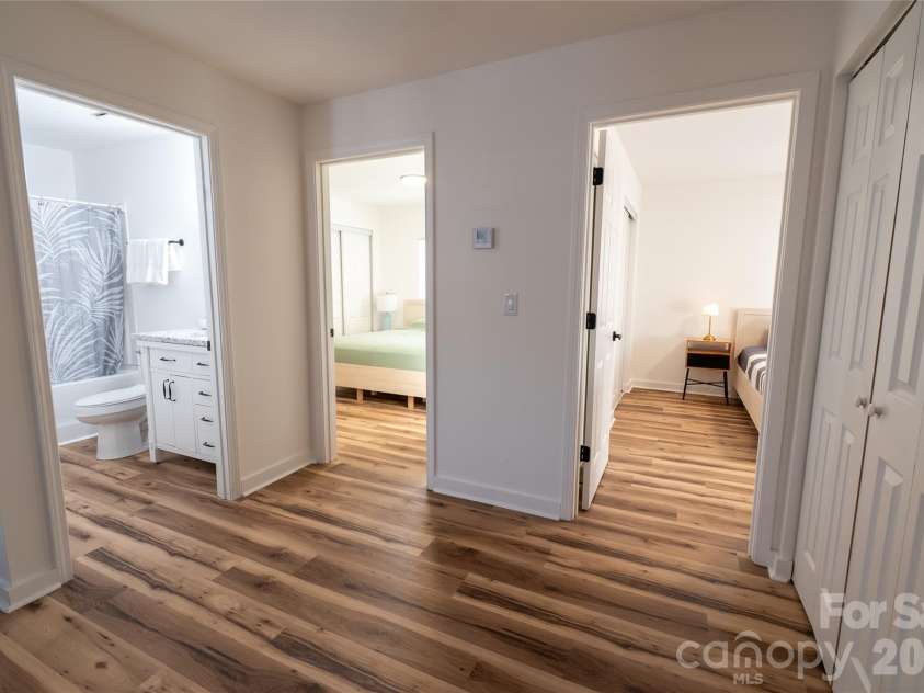 1050 Barnett Drive, Kings Mountain, NC 28086.  MLS# CAR4418263, YatesRealty ID 12798. 