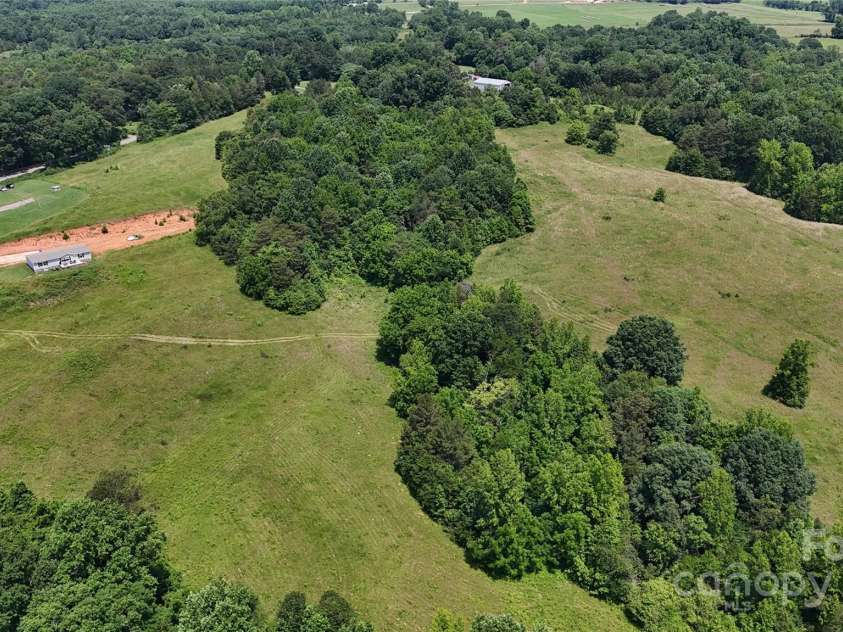 514,516 Jumping Branch Road, Blacksburg, SC 29702.  MLS# CAR4243398, YatesRealty ID 12798. 