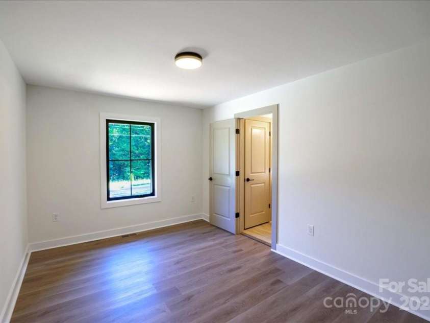 2918 Lon Street, Shelby, NC 28152.  MLS# CAR4280061, YatesRealty ID 12799. 