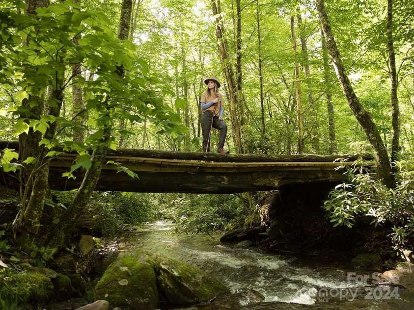 1043 High Line Road, Sylva, NC 28779.  MLS# CAR4204368, YatesRealty ID 128. 