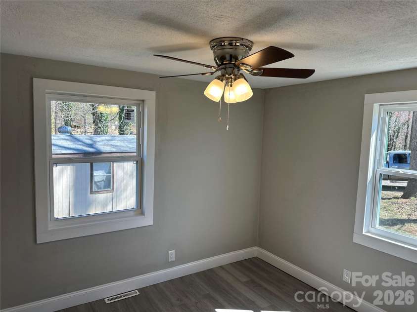 209 Brookview Road, Statesville, NC 28625.  MLS# CAR4249686, YatesRealty ID 128. 