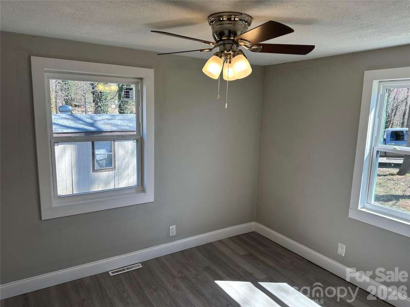 209 Brookview Road, Statesville, NC 28625.  MLS# CAR4249686, YatesRealty ID 128. 
