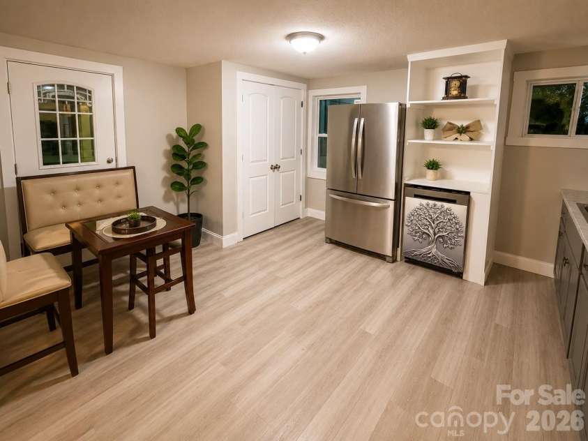 209 Brookview Road, Statesville, NC 28625.  MLS# CAR4249686, YatesRealty ID 128. Virtually Staged
