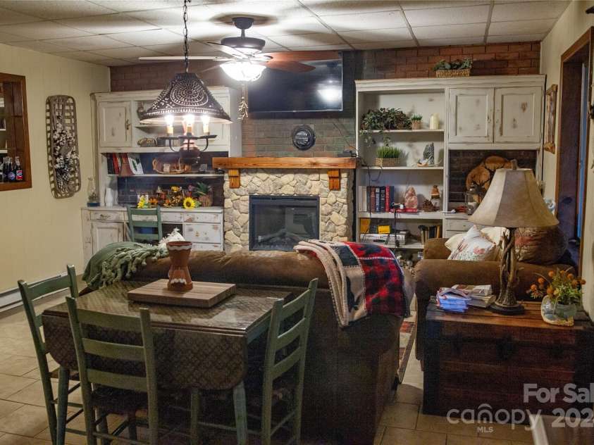 394 Sunrise Ridge Road, Spruce Pine, NC 28777.  MLS# CAR4155841, YatesRealty ID 128. 
