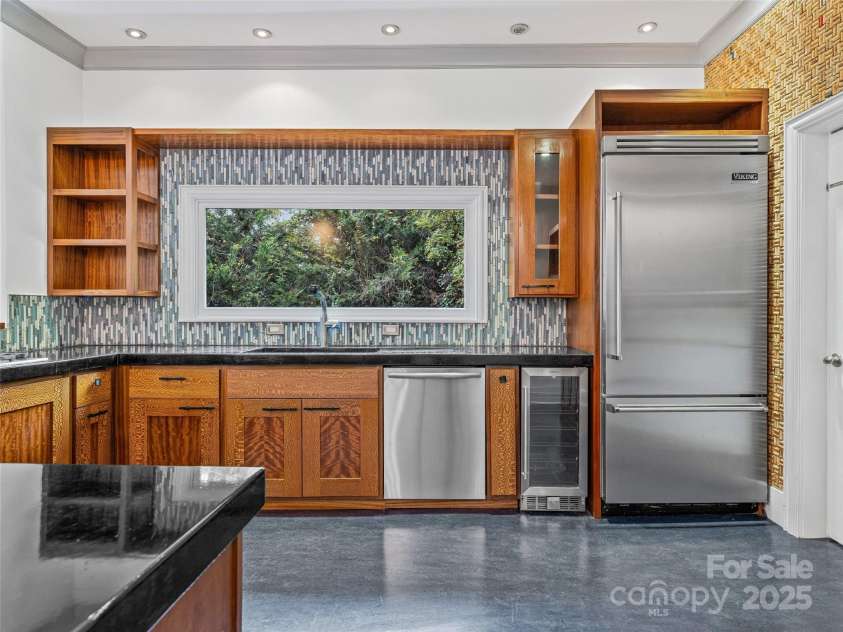 111 Rathfarnham Circle, Asheville, NC 28803.  MLS# CAR4308517, YatesRealty ID 1280. 