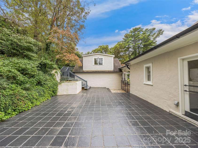 111 Rathfarnham Circle, Asheville, NC 28803.  MLS# CAR4308517, YatesRealty ID 1280. 