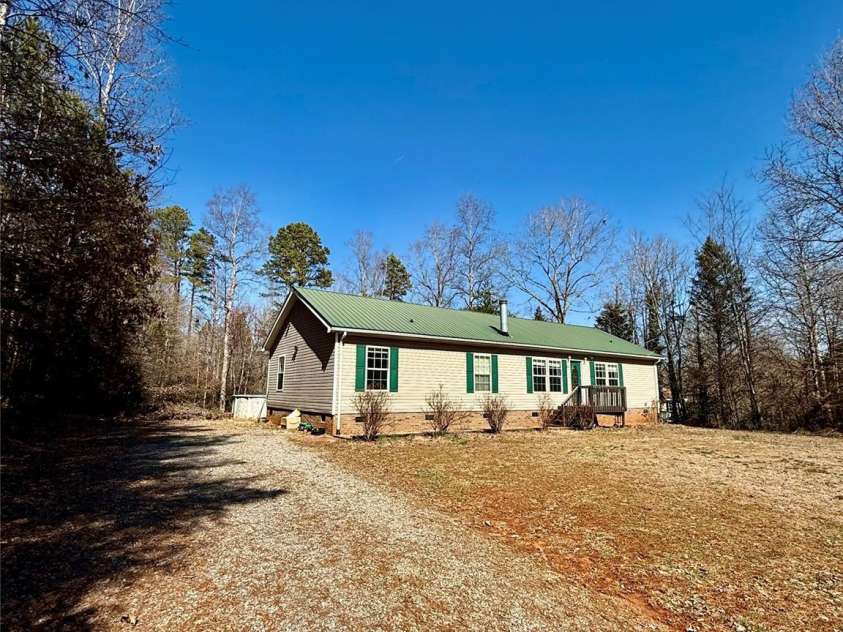 191 Ashford Drive, Olin, NC 28660.  MLS# CAR4226229, YatesRealty ID 1280. 