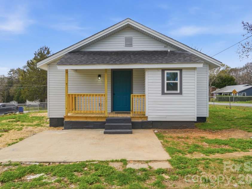 512 3rd Street, Stanley, NC 28164.  MLS# CAR4356031, YatesRealty ID 12800. Back of House