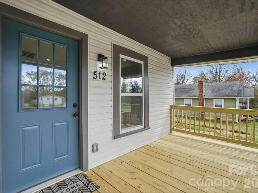 512 3rd Street, Stanley, NC 28164.  MLS# CAR4356031, YatesRealty ID 12800. Front Deck