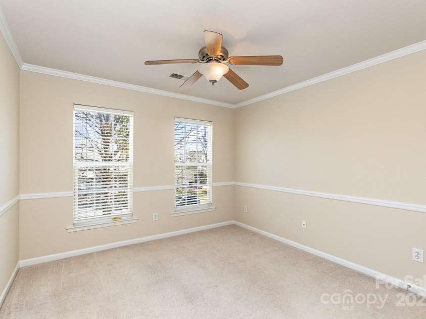 11220 Cypress View Drive, Charlotte, NC 28262.  MLS# CAR4248946, YatesRealty ID 12802. 