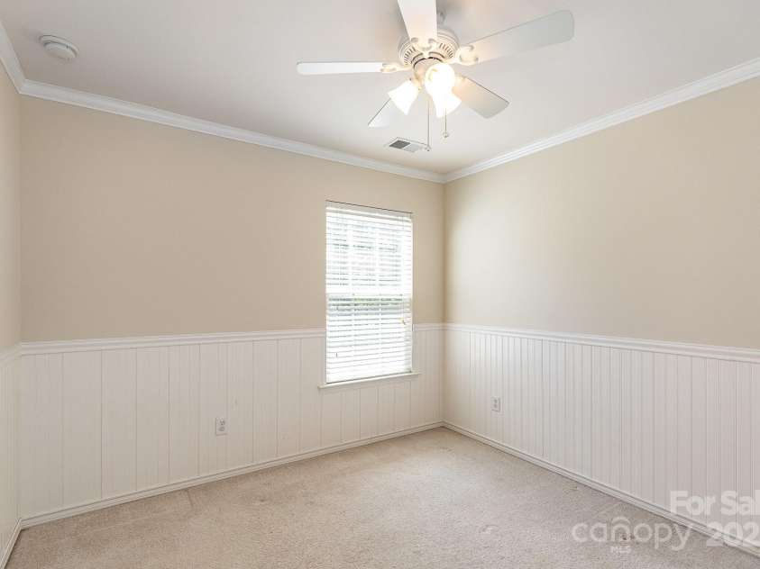 11220 Cypress View Drive, Charlotte, NC 28262.  MLS# CAR4248946, YatesRealty ID 12802. 