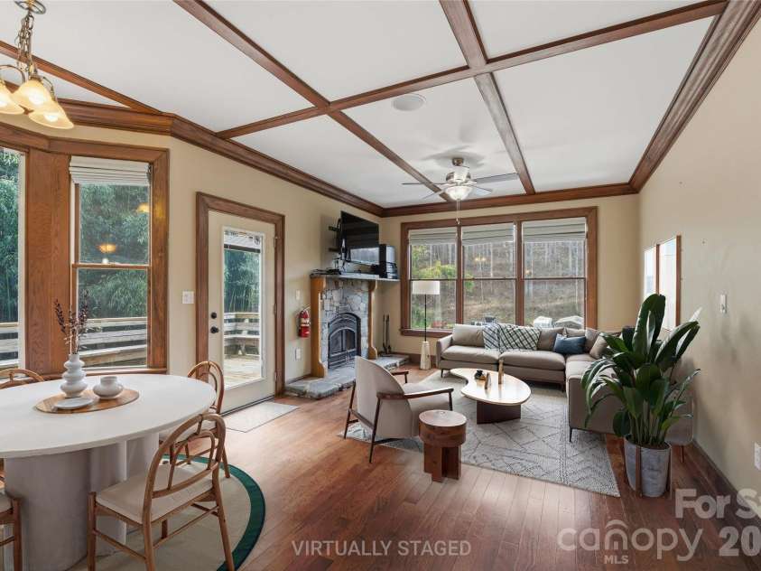 22 Pear Tree Lane, Leicester, NC 28748.  MLS# CAR4371027, YatesRealty ID 12806. 
