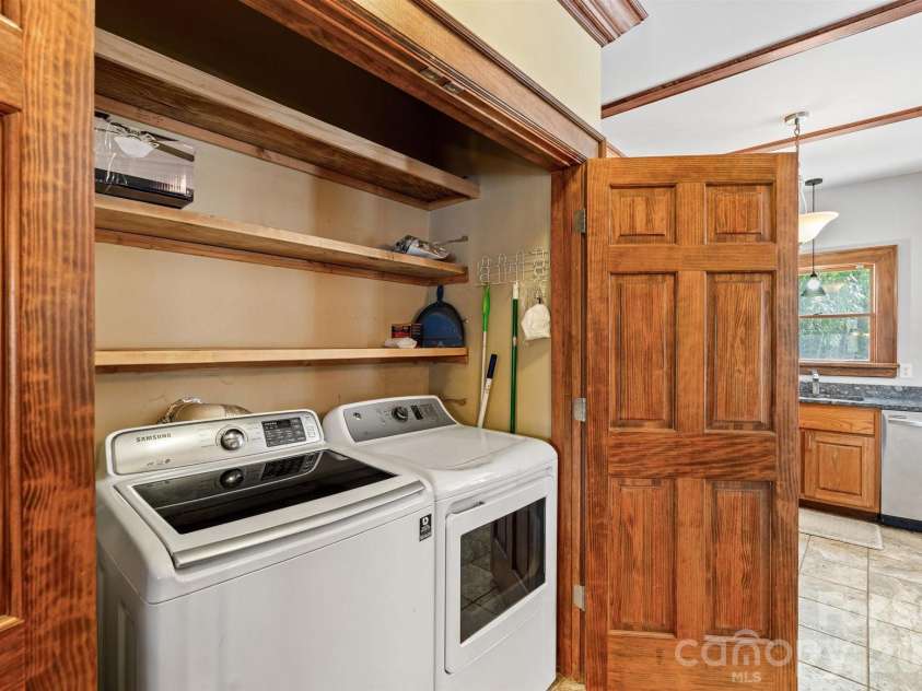 22 Pear Tree Lane, Leicester, NC 28748.  MLS# CAR4371027, YatesRealty ID 12806. Main level laundry
